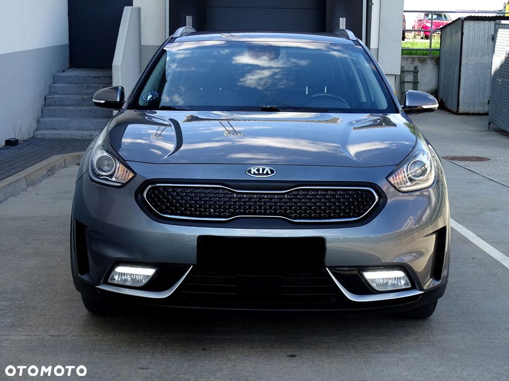 Kia Niro 1.6 GDI Hybrid L - 2