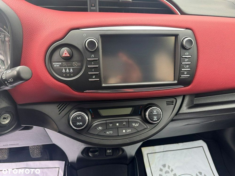 Toyota Yaris 1.5 Selection - 15