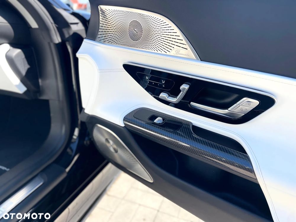 Mercedes-Benz AMG GT - 3
