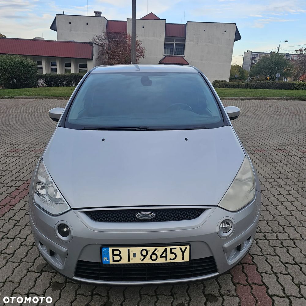 Ford S-Max - 8