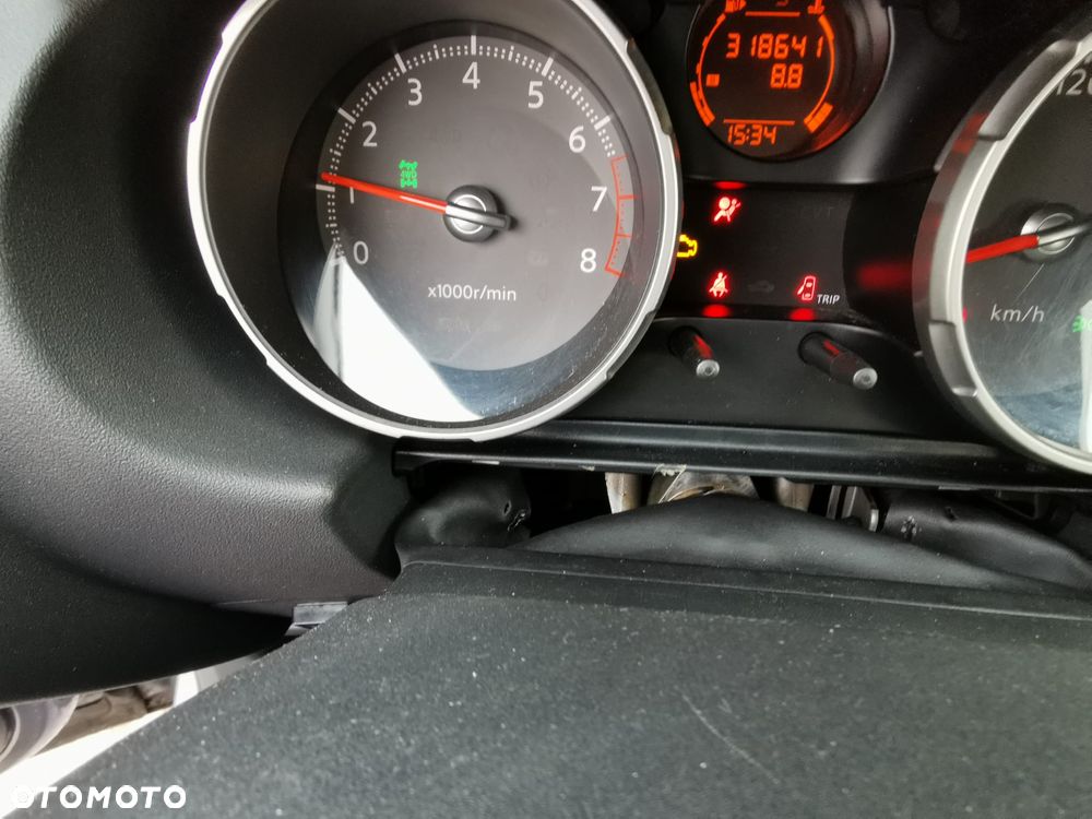 Nissan Qashqai 2.0 4 x 4 acenta - 6