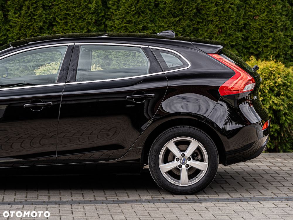 Volvo V40 D2 - 8