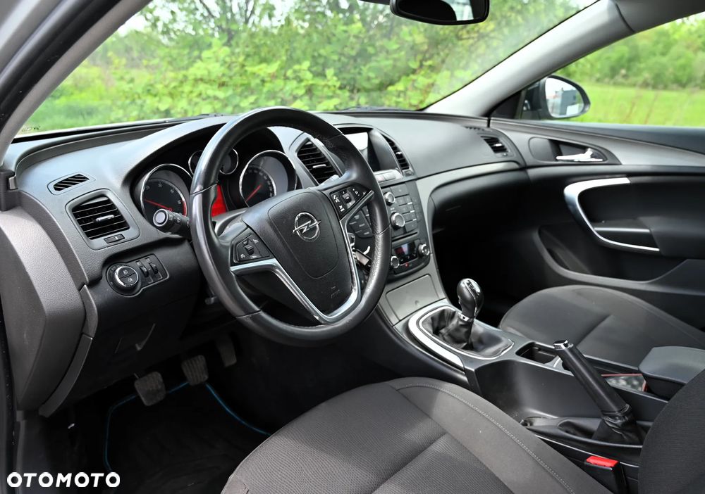 Opel Insignia - 23