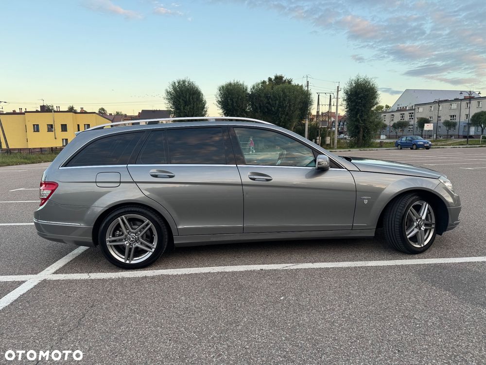 Mercedes-Benz Klasa C 200 CGI BlueEff Avantgarde - 8