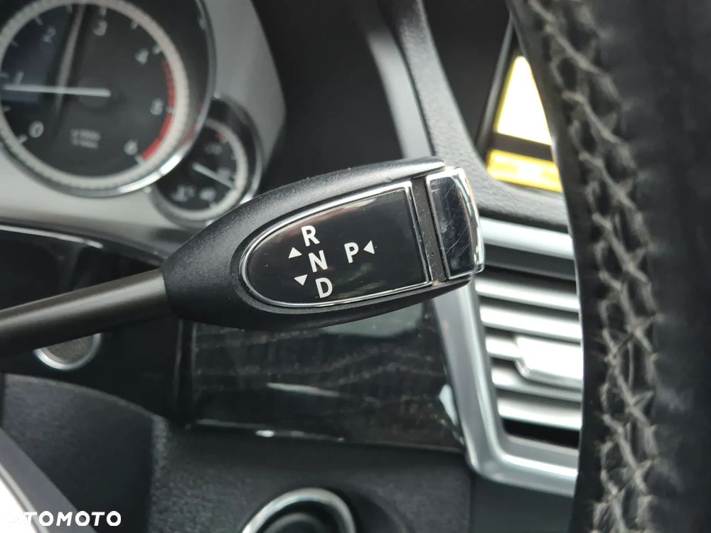 Mercedes-Benz Klasa E 200 CDI DPF BlueEFFICIENCY 7G-TRONIC Avantgarde - 14