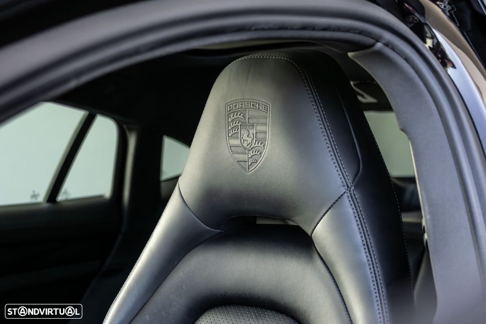 Porsche Panamera - 35