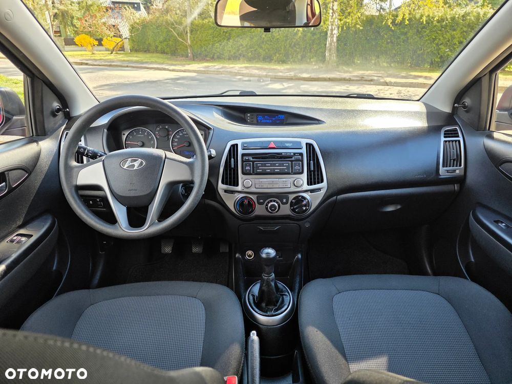 Hyundai i20 1.2 Trend - 8