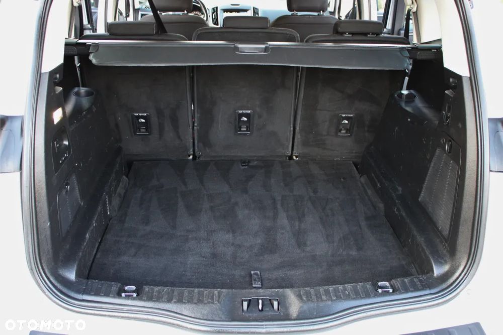 Ford S-Max 2.0 TDCi Titanium - 12