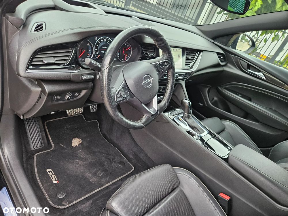 Opel Insignia 2.0 CDTI 4x4 GSi S&S - 27