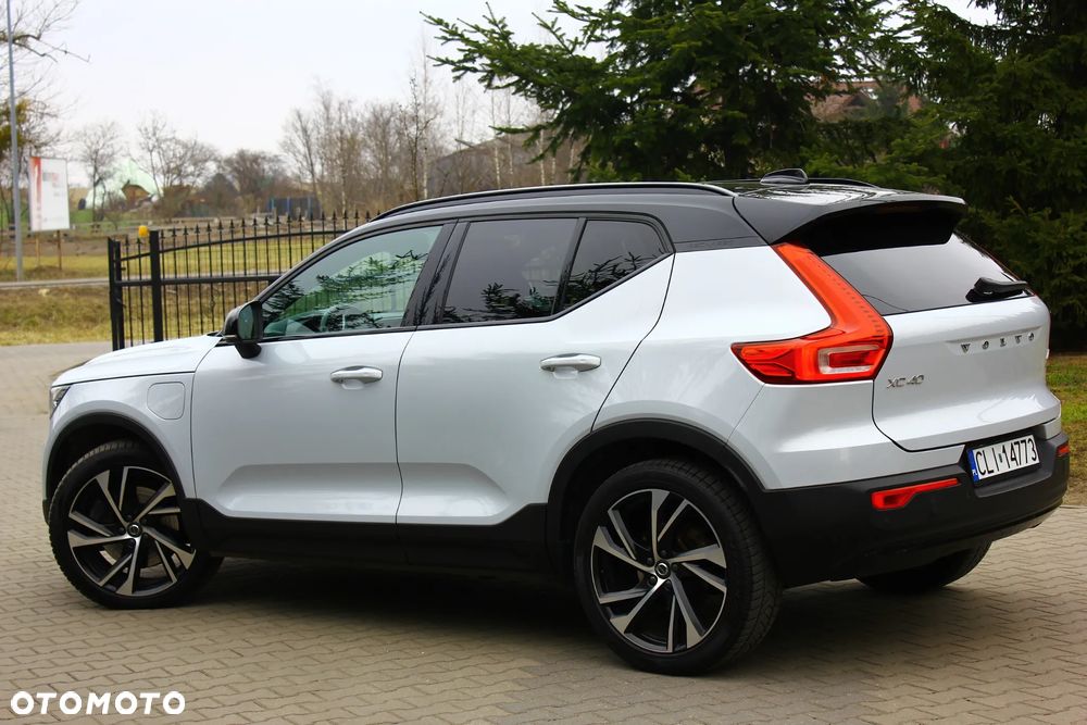 Volvo XC 40 ver-t5-plug--in-hybrid-r--design - 6