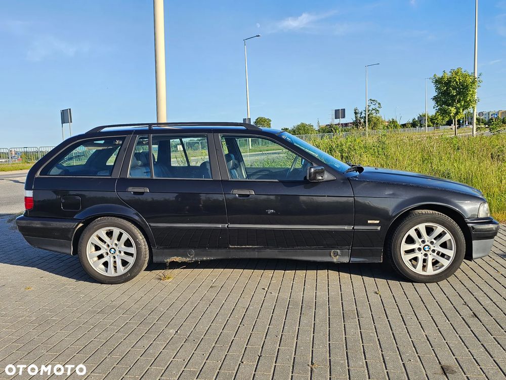 BMW Seria 3 316i - 3
