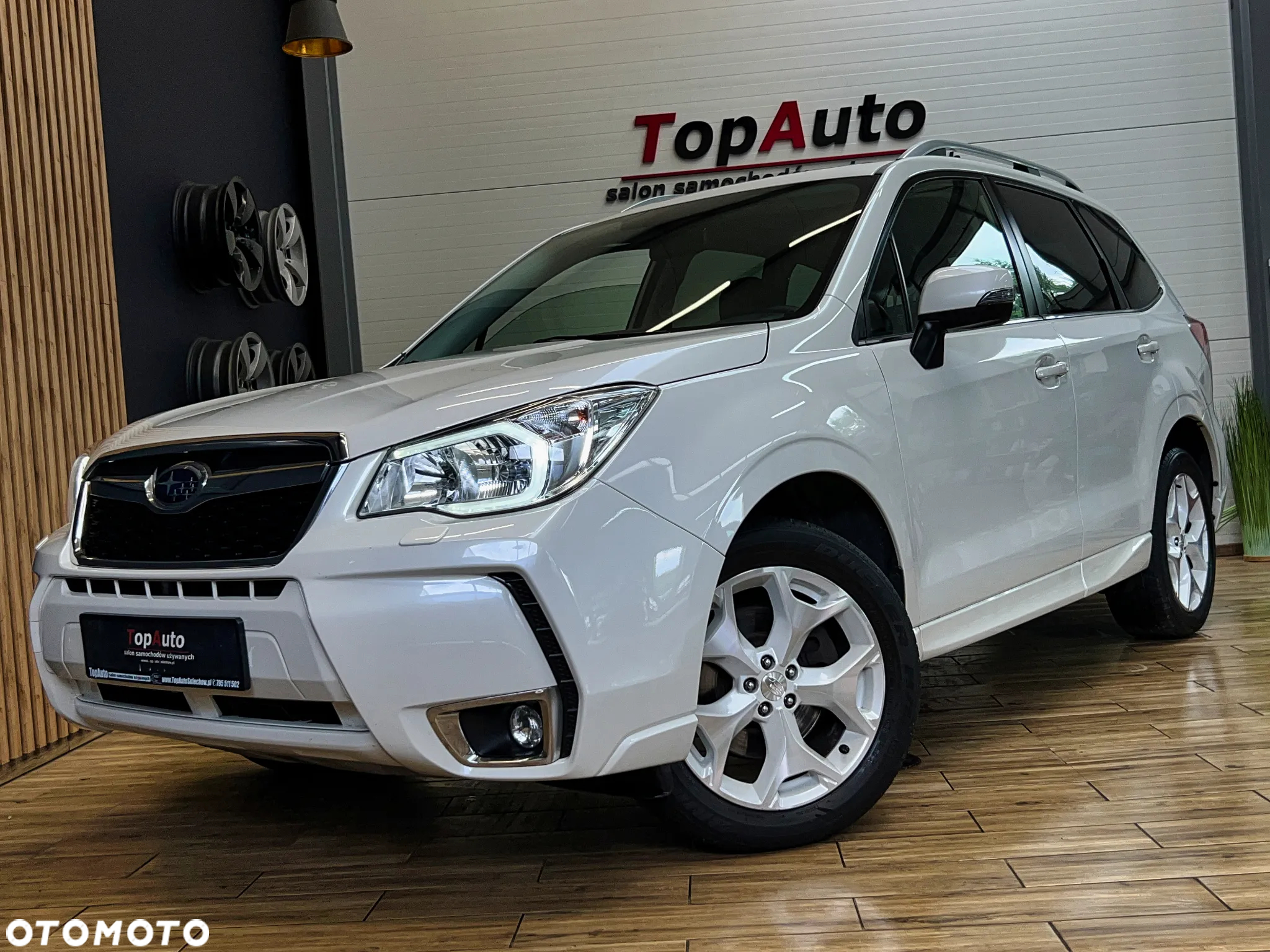 Subaru Forester 2.0XT Platinum Lineartronic - 16