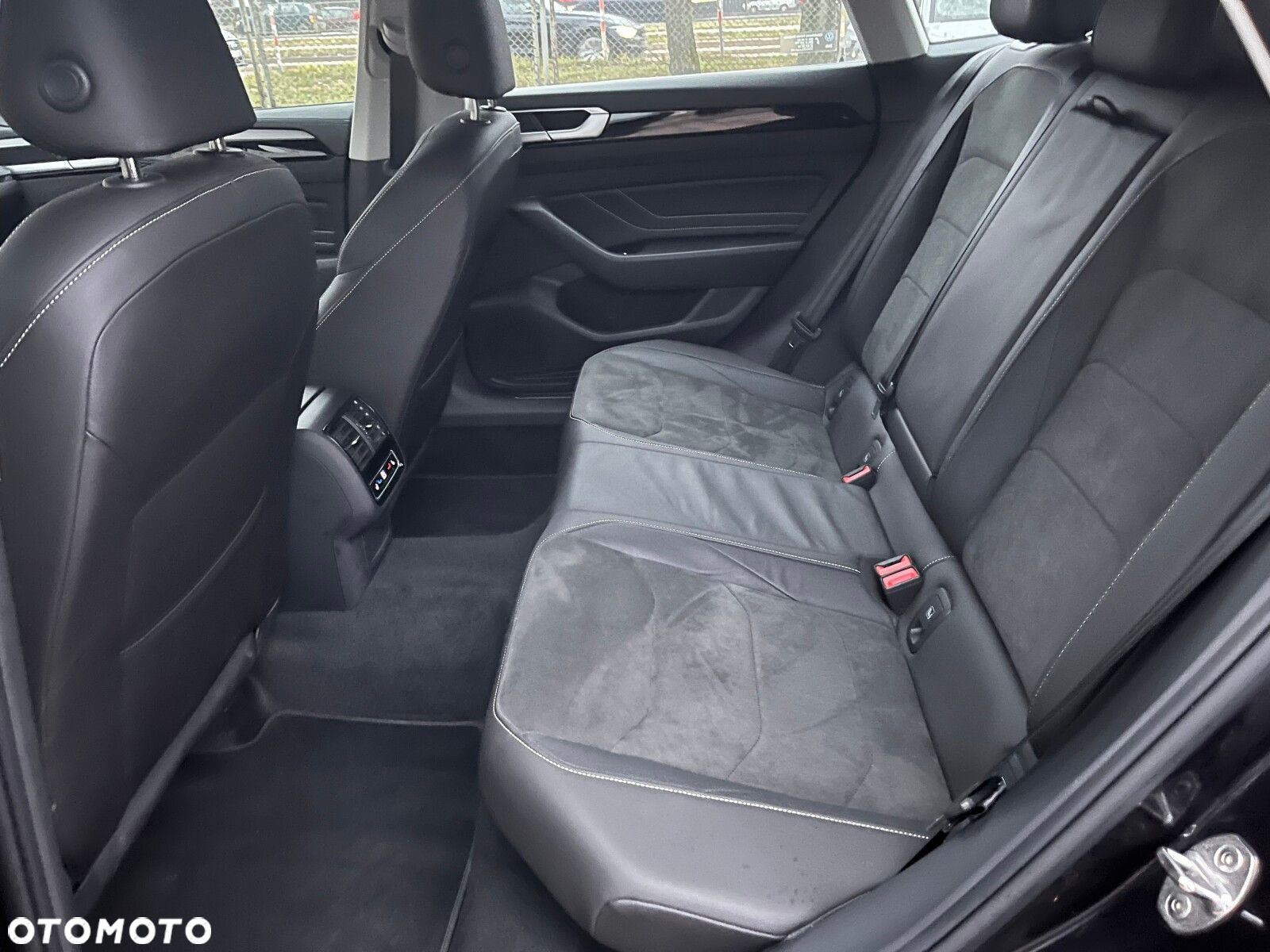 Volkswagen Arteon 2.0 TDI Elegance DSG - 27