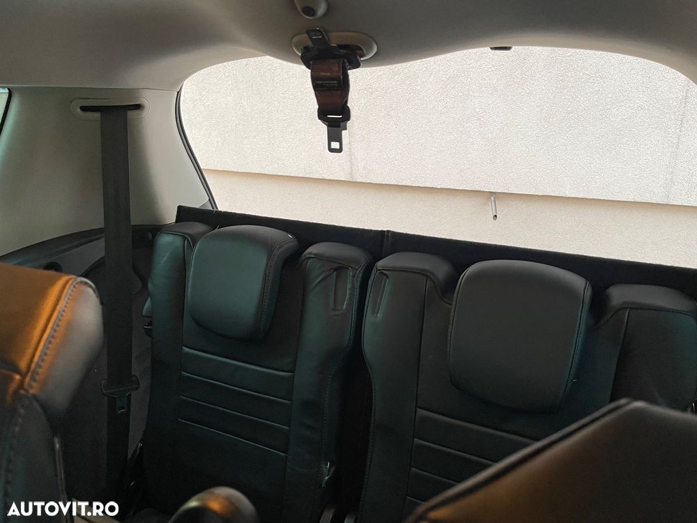 Renault Scenic 1.9 dCi FAP Dynamique - 17