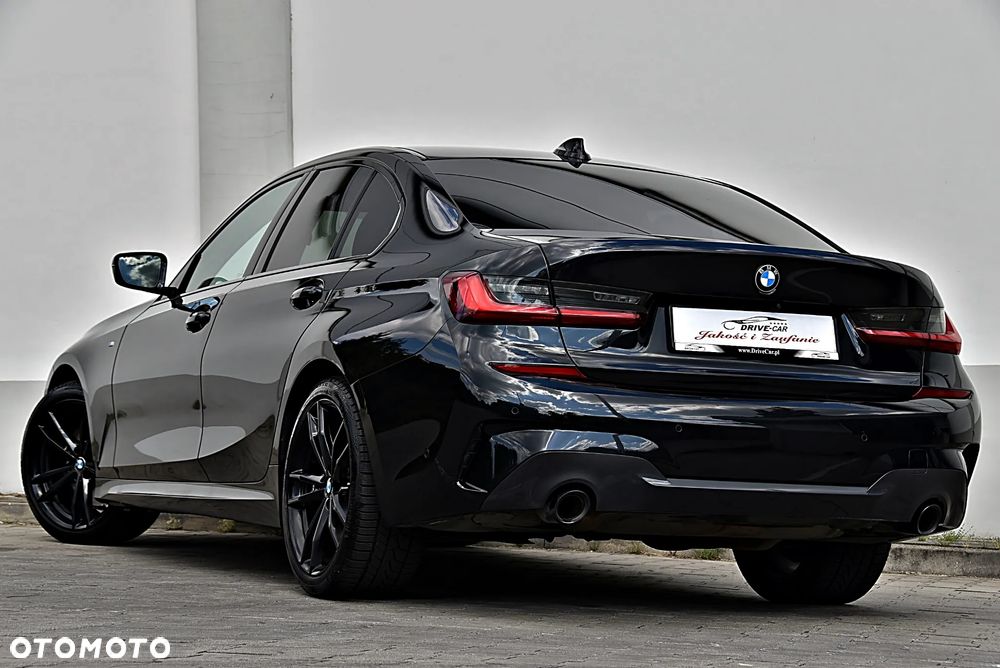 BMW Seria 3 330i xDrive - 5