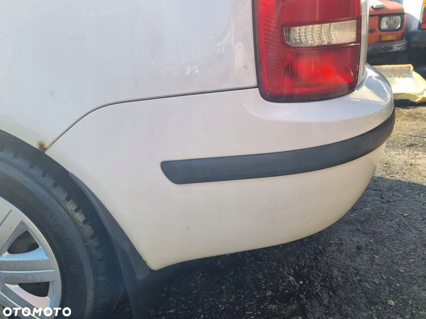 SKODA FABIA I 99-08 LIFT 2004 r. KOMBI KOMPLETNY ZDERZAK TYŁ PDC BIAŁY EU - 2