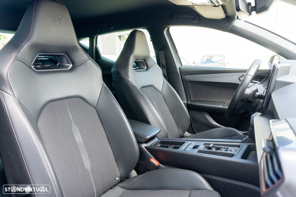 Cupra Leon 1.4 e-Hybrid VZ DSG - 31