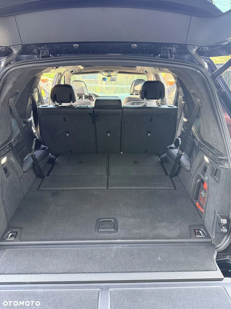 BMW X7 M50i - 19