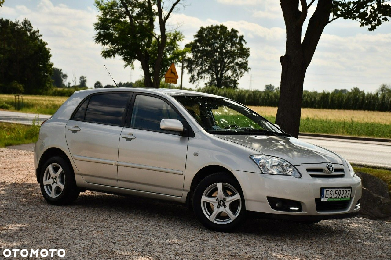 Toyota Corolla - 2