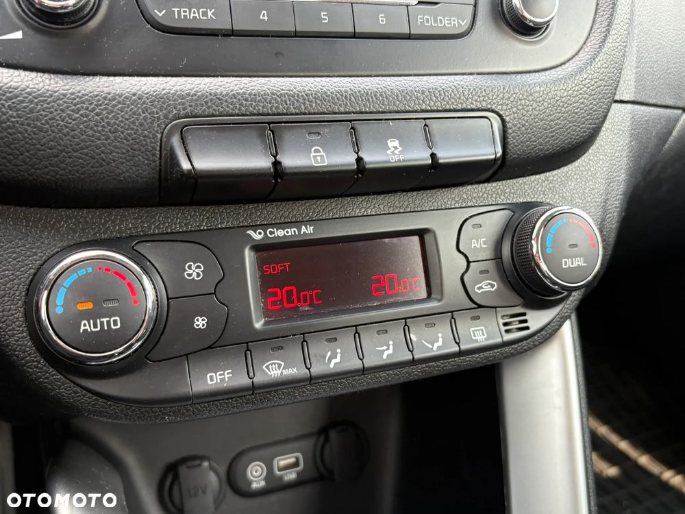 Kia Ceed 1.6 CRDi M - 13