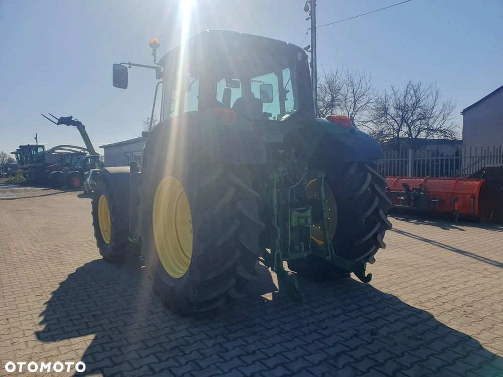 John Deere 6930 - 7