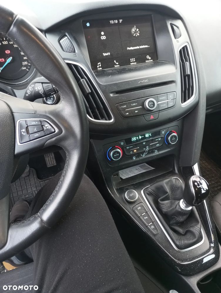 Ford Focus 1.5 EcoBoost Titanium ASS - 11