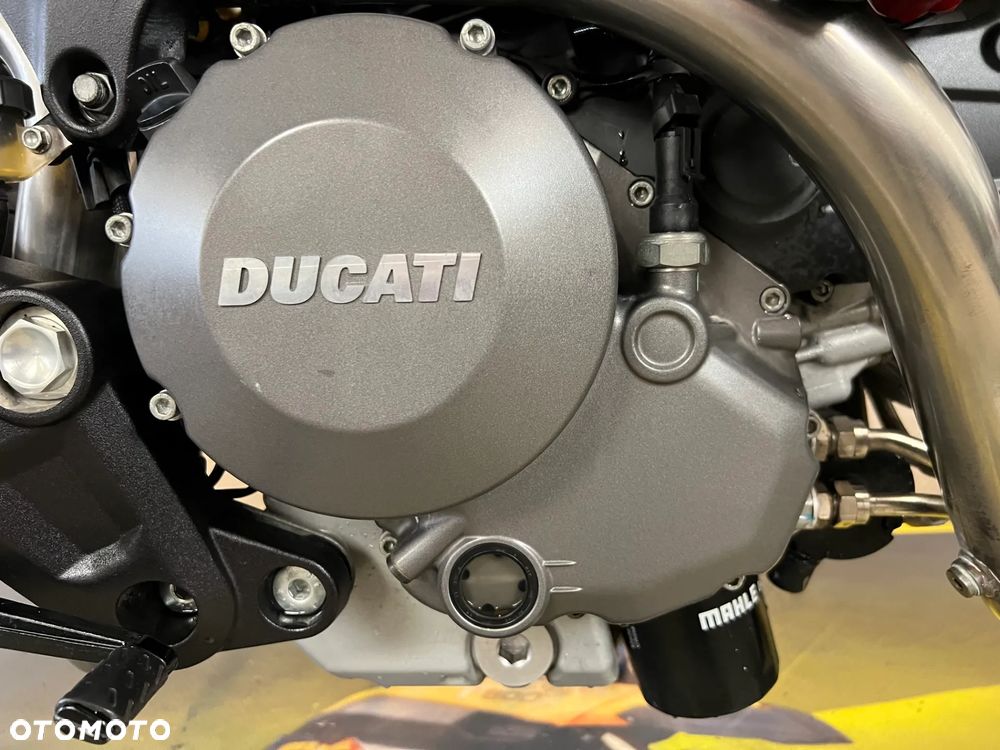 Ducati Monster - 13