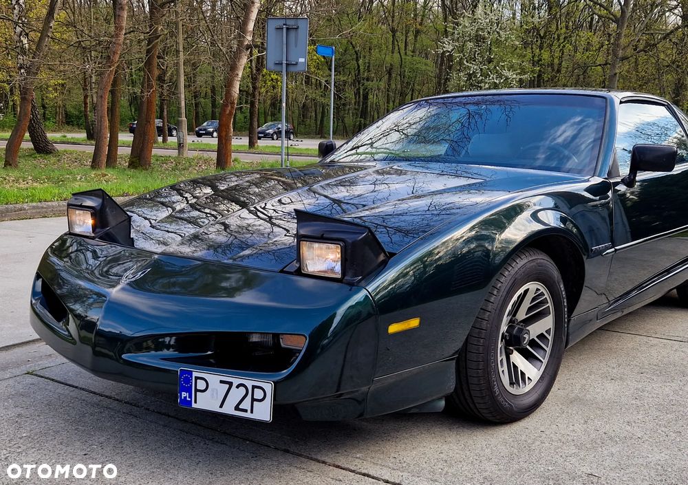 Pontiac Firebird - 8