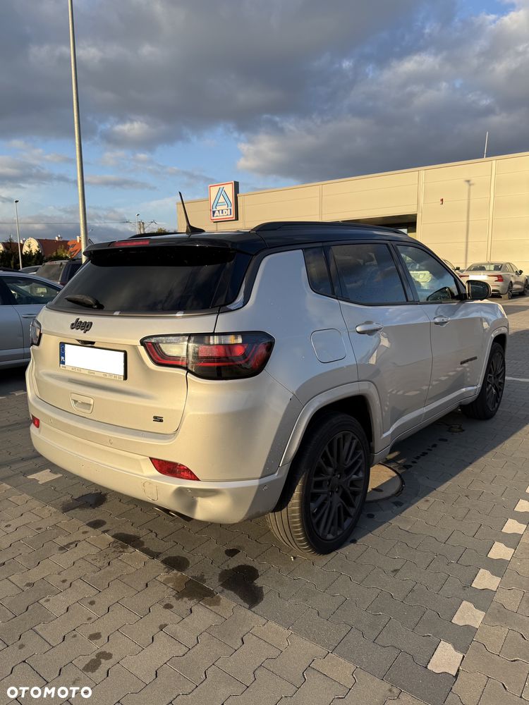 Jeep Compass - 4