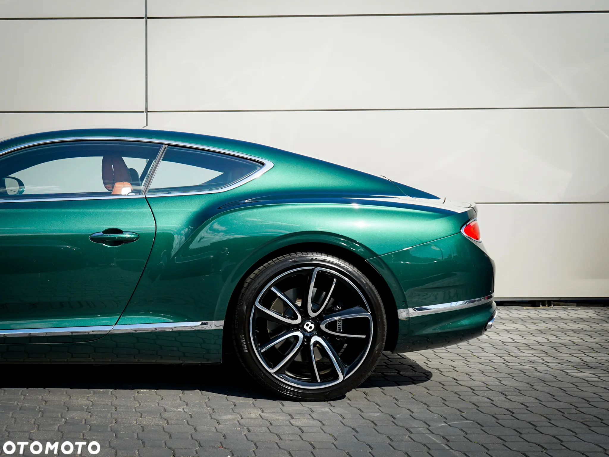 Bentley Continental GT - 5