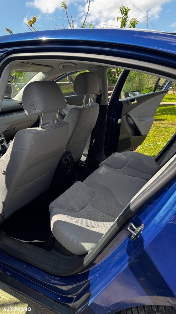 Volkswagen Passat - 6