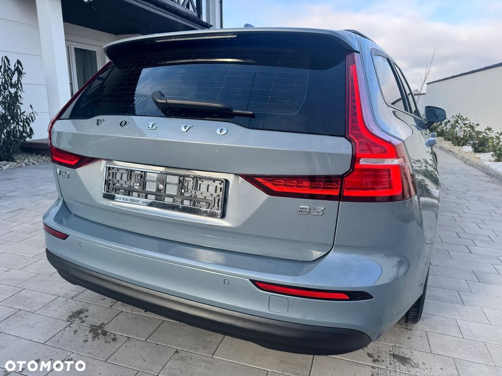 Volvo V60 B3 B DKG Essential - 15