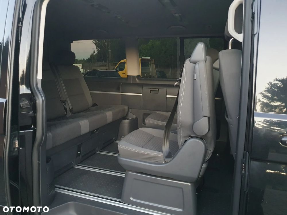 Volkswagen Multivan - 8