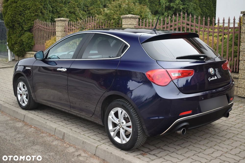 Alfa Romeo Giulietta 2.0 JTDM Veloce - 14