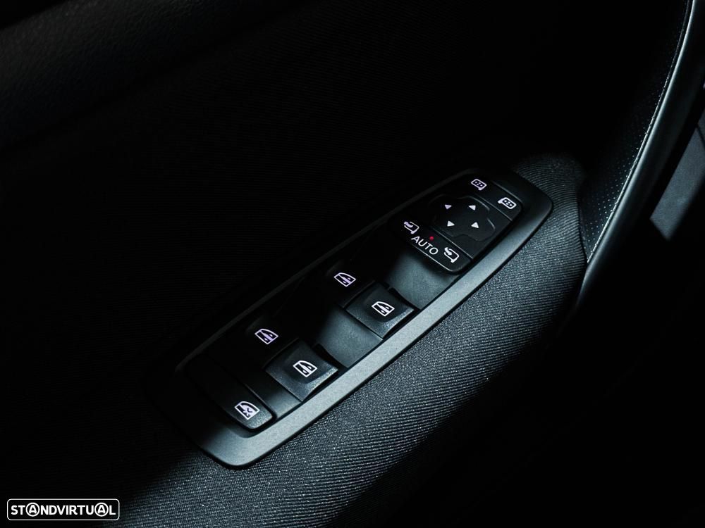 Renault Mégane 1.6 Plug-In Limited - 42