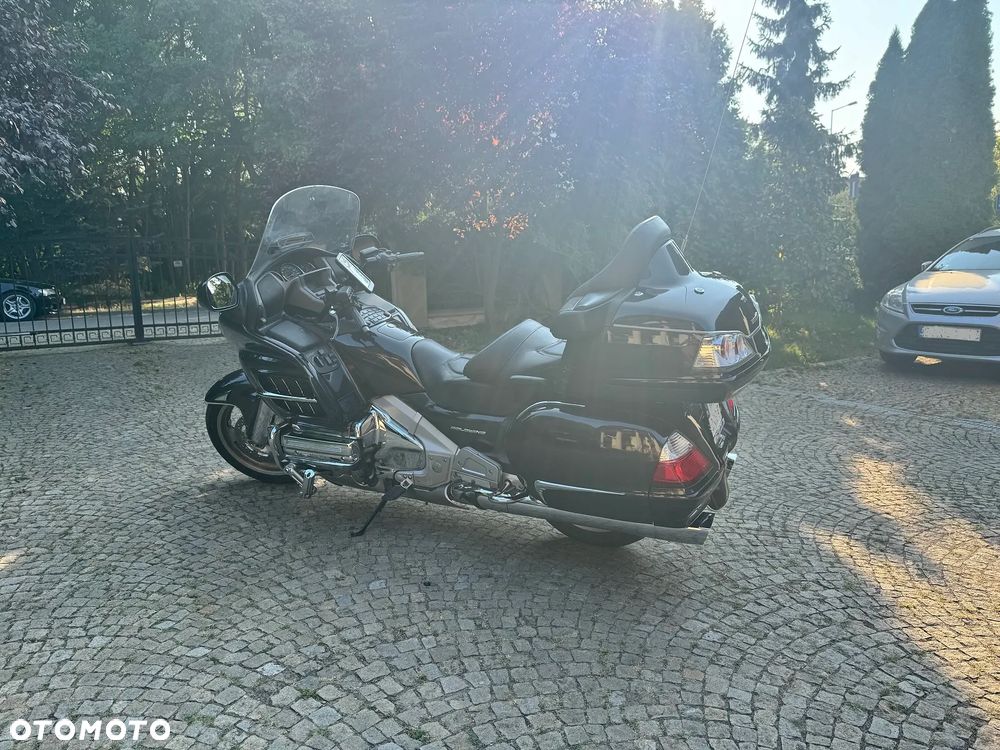 Honda GL - 3
