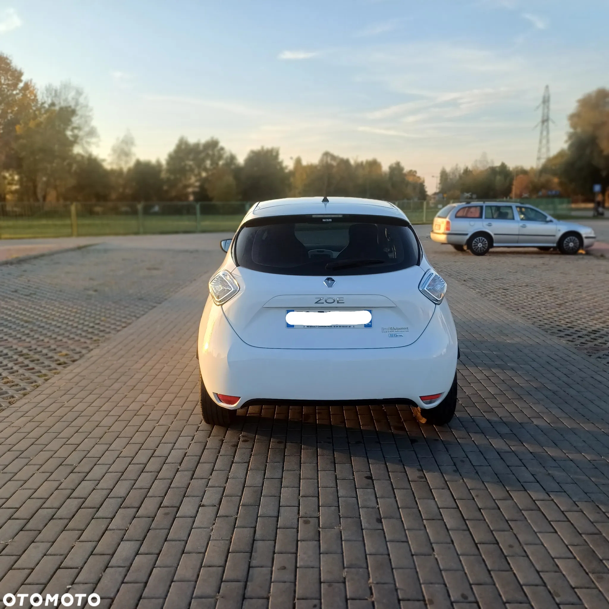 Renault Zoe - 6