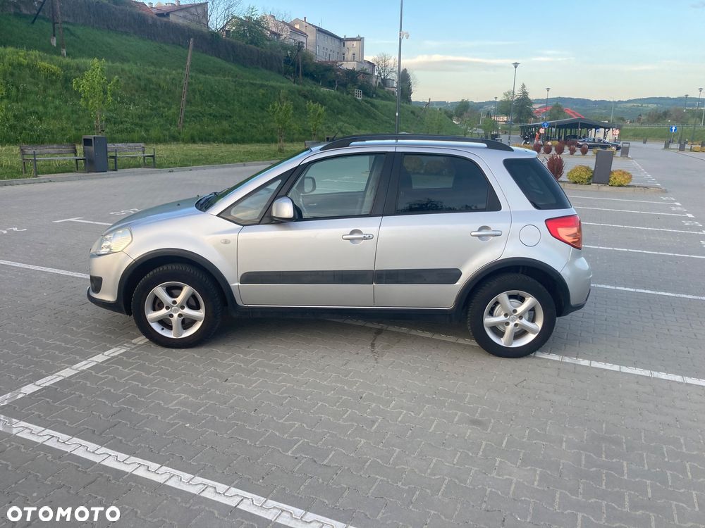 Suzuki SX4 1.6 VVT 4x4 Comfort - 5