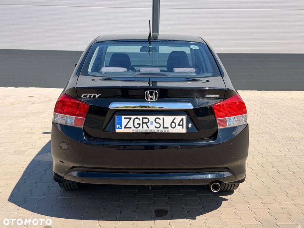 Honda City 1.4 Comfort - 5