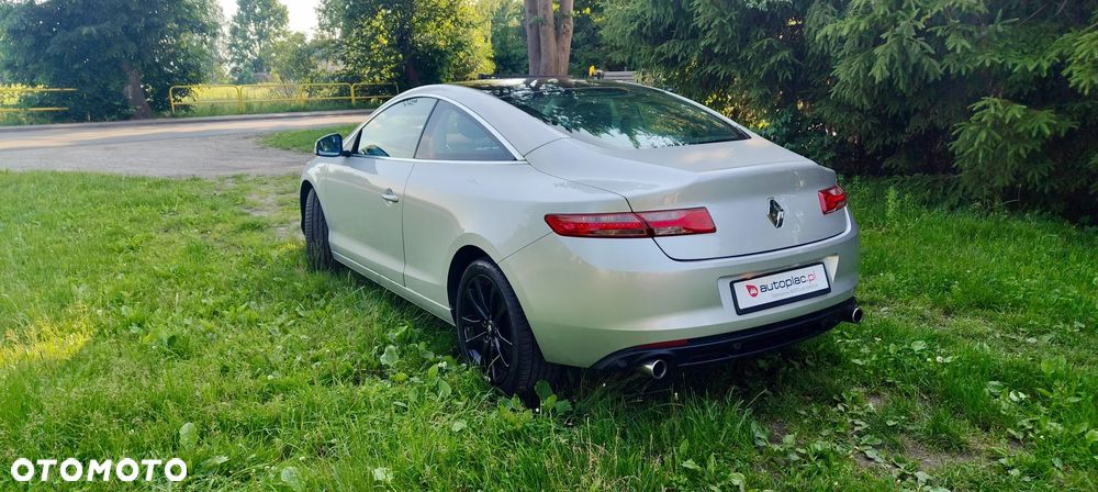 Renault Laguna dCi 150 FAP Night and Day - 12