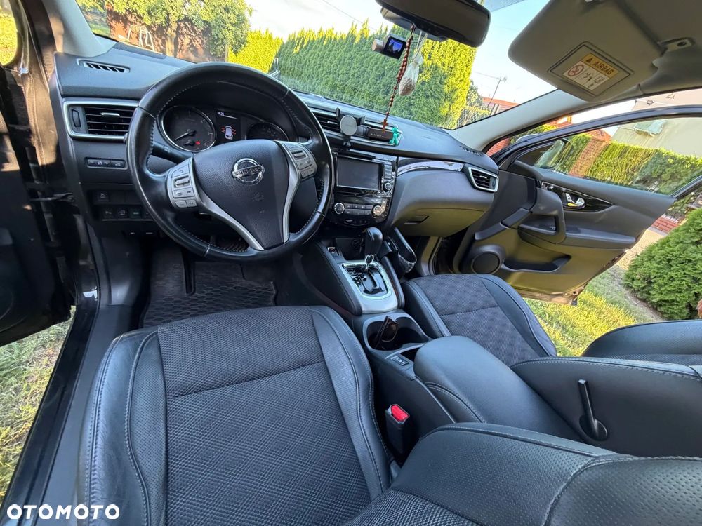 Nissan Qashqai 1.6 DCi Tekna Xtronic - 8