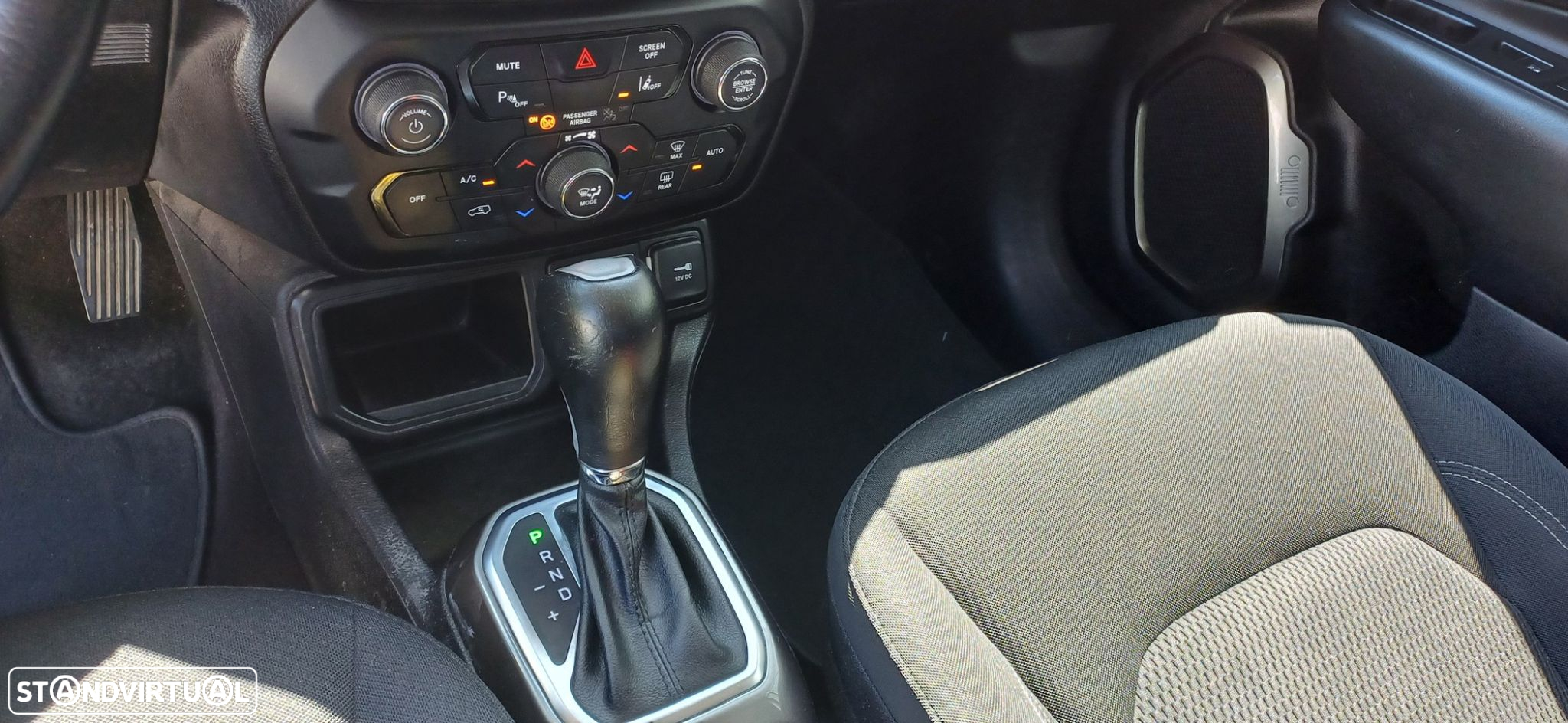 Jeep Renegade 1.6 MJD Limited S DCT - 15