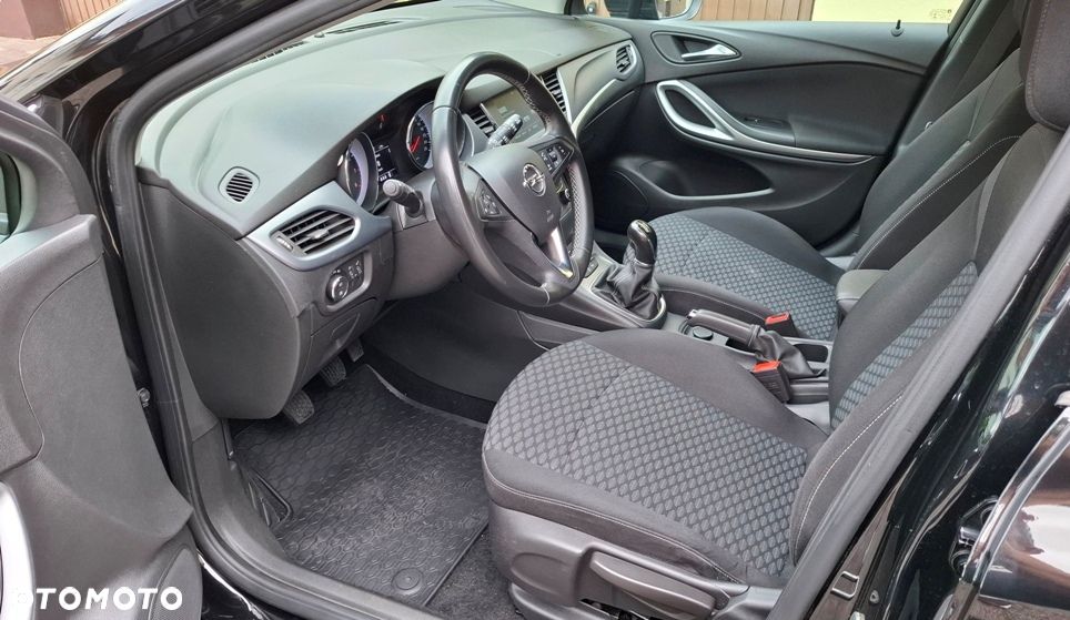 Opel Astra 1.4 T Elite - 5