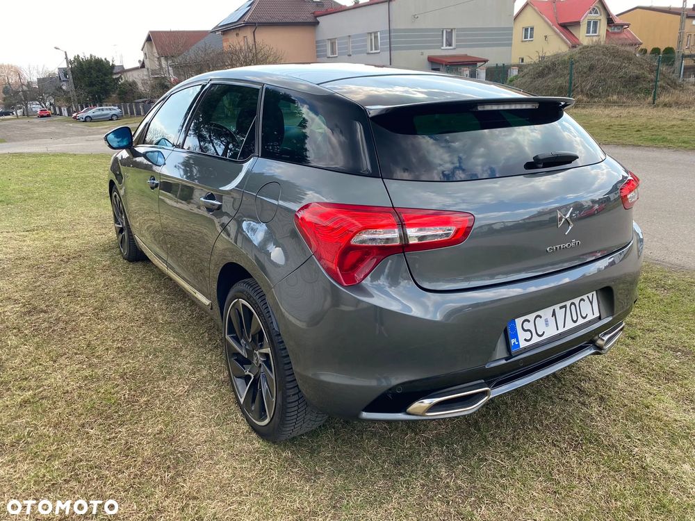 Citroën DS5 Hybrid4 EGS6 SoChic - 4