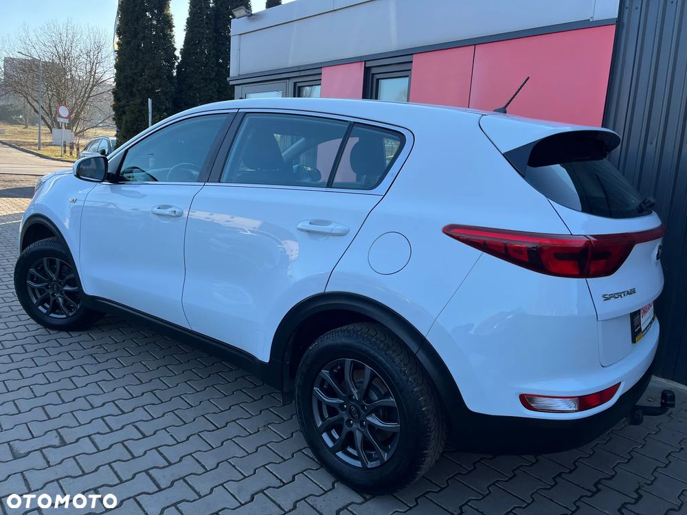 Kia Sportage 1.6 GDI Black Edition 2WD - 5