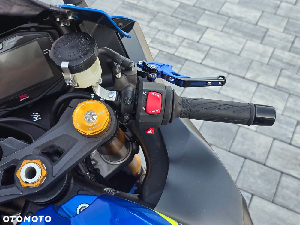 Suzuki GSX-R - 23