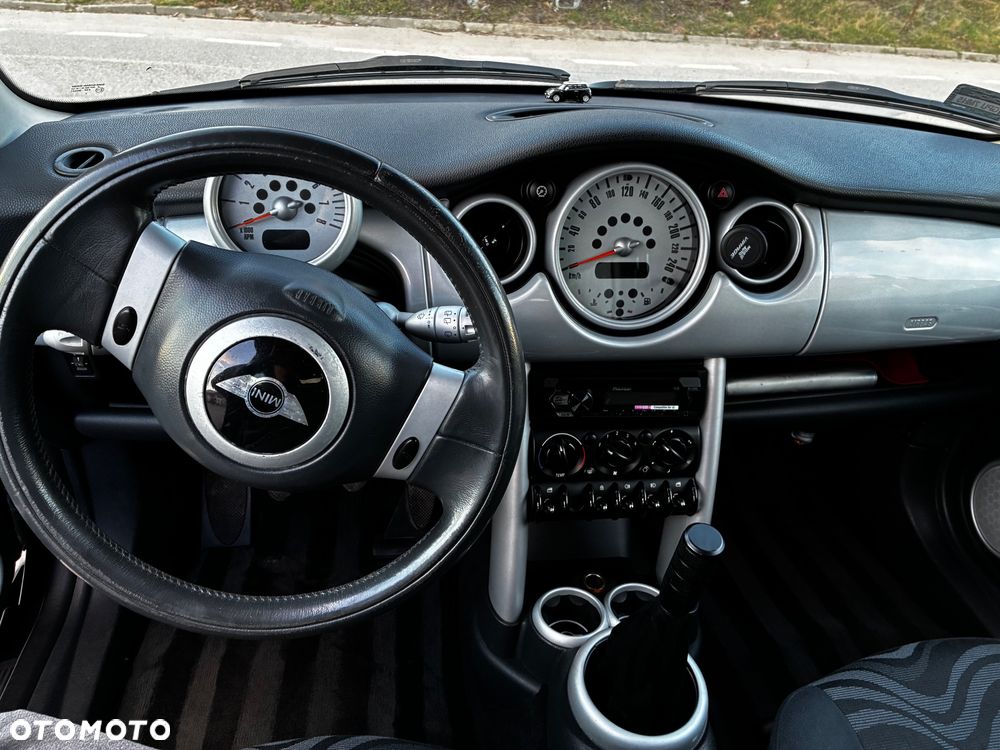 MINI ONE Standard - 8