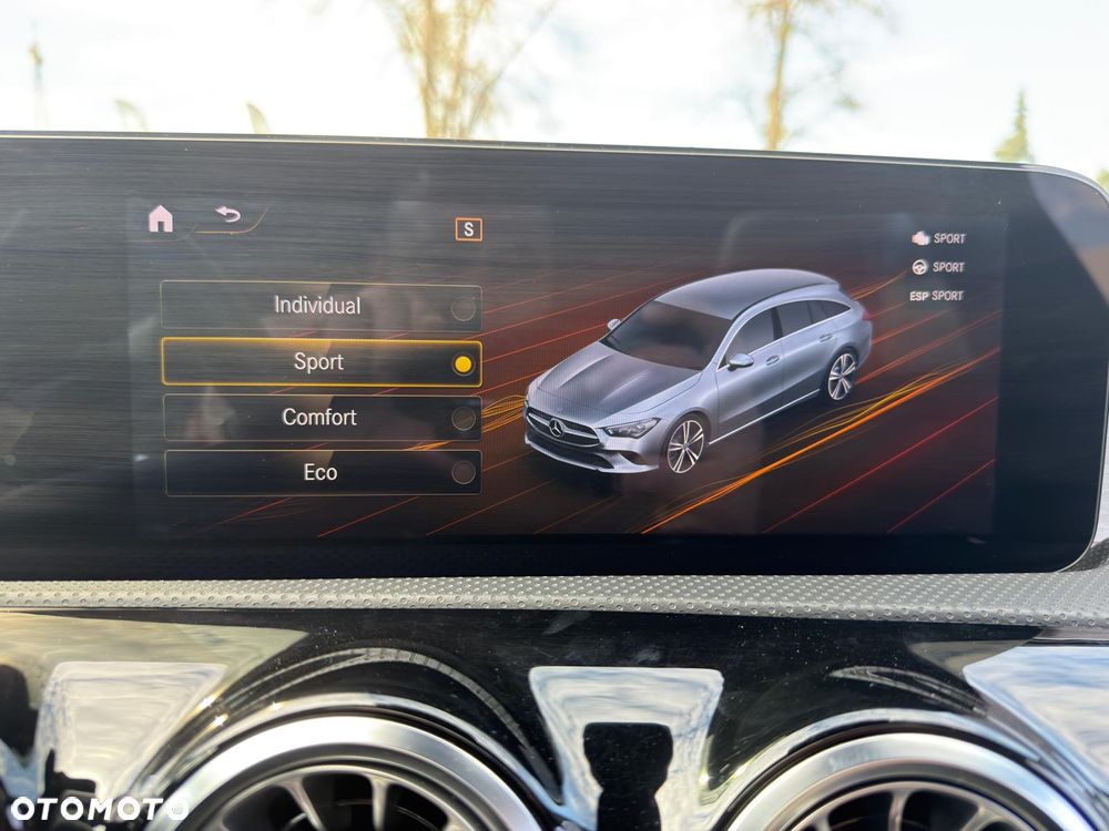 Mercedes-Benz CLA 200 d 8G-DCT AMG Line Advanced Plus - 33