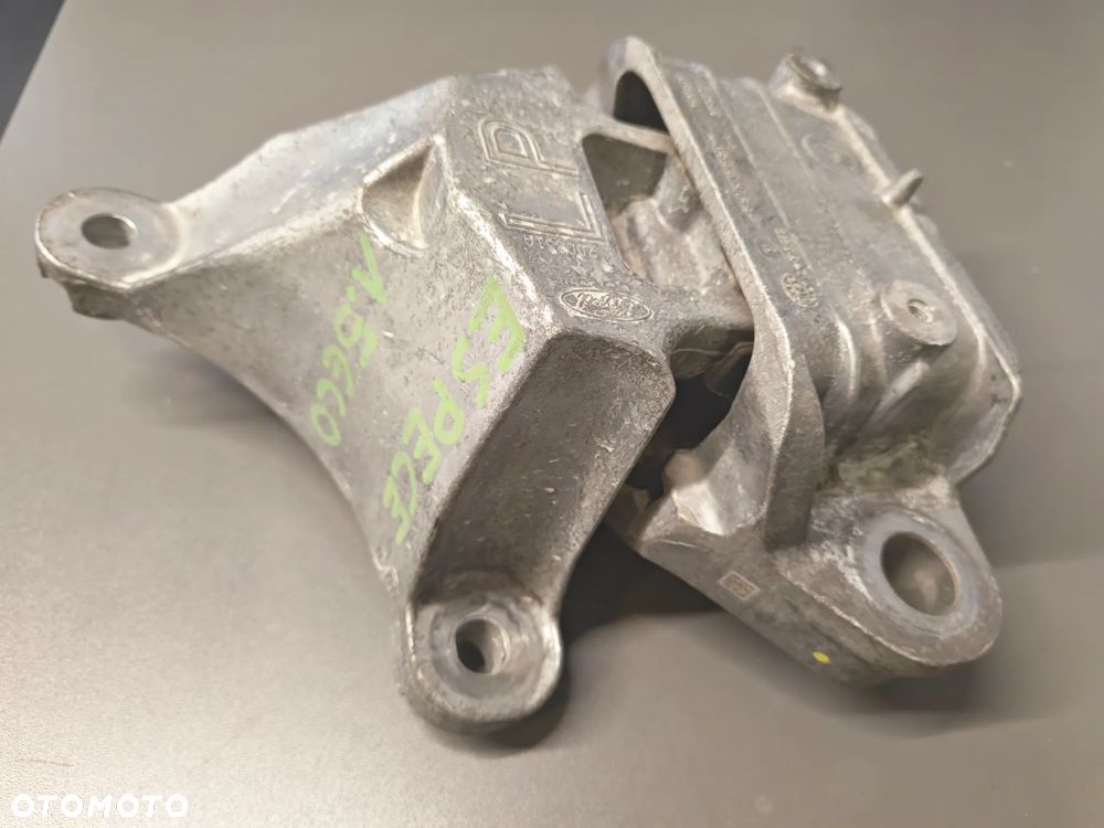Łapa silnika przód strona Prawa Ford Escape IV 2020r 326G41   LX617M121  LX617M121VA - 5