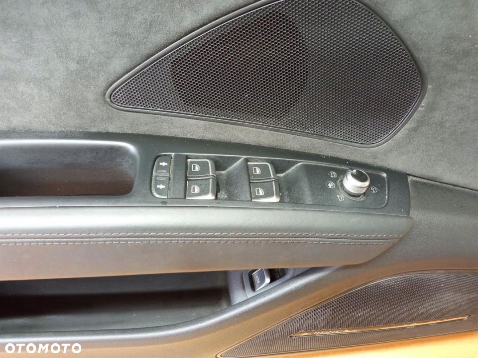 BOCZEK DRZWI LEWY PRZEDNI AUDI A8 D4 - 3
